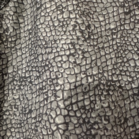 Summersalt Workout Top - Picture 3 of 8